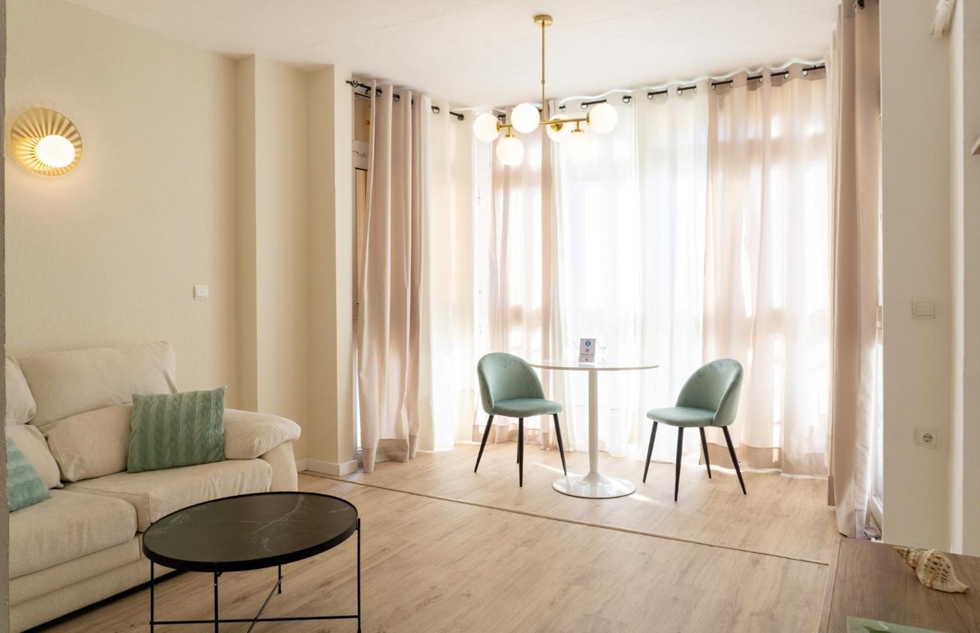 Apartamento Picasso Torremolinos Eksteriør billede
