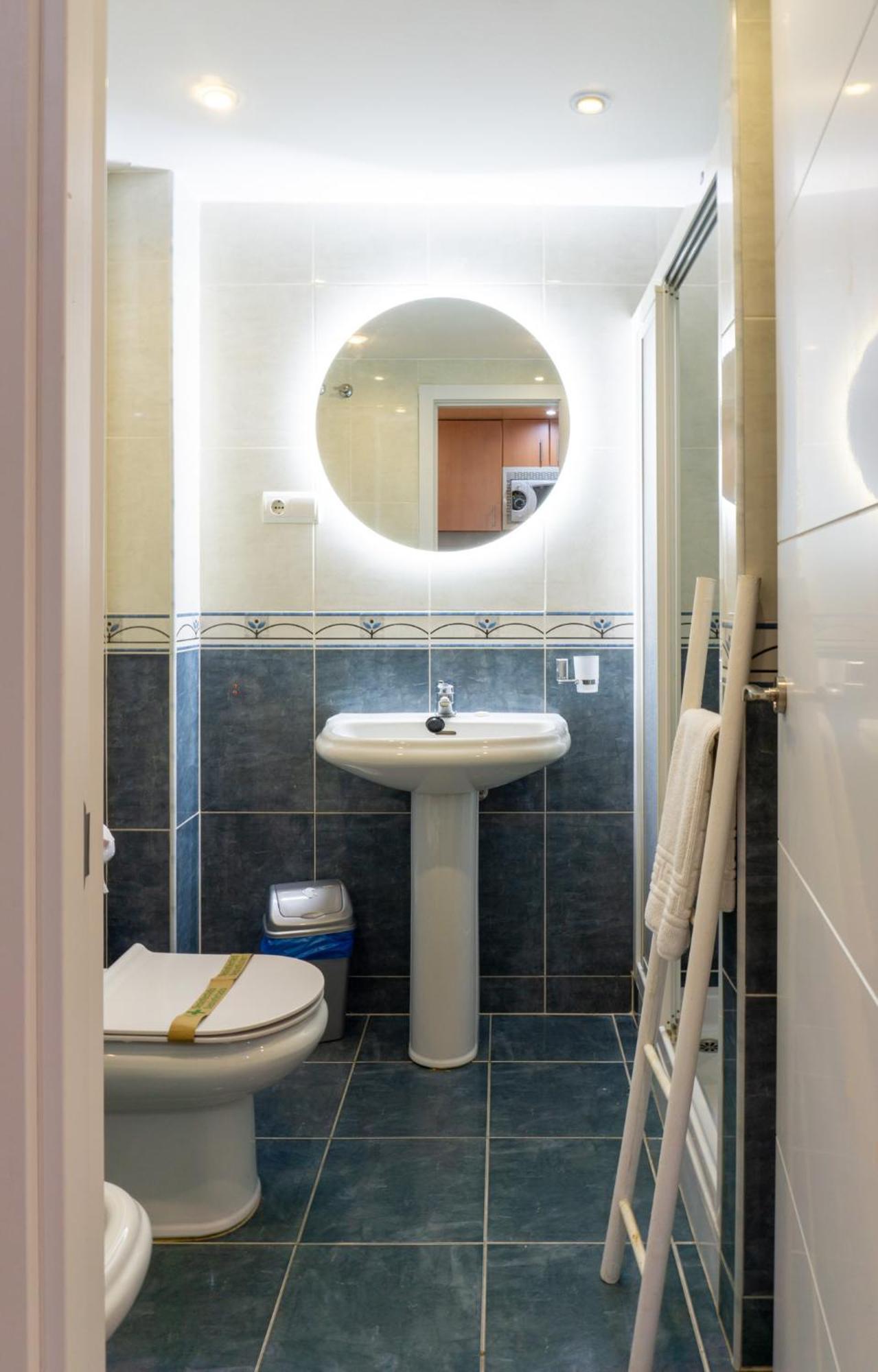 Apartamento Picasso Torremolinos Eksteriør billede
